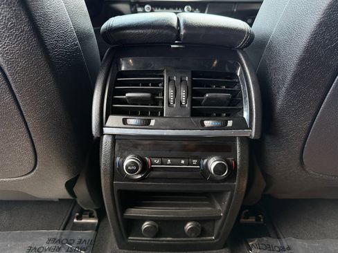 Used 2018 BMW X5 xDrive40e image 17