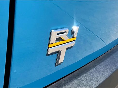 Used 2023 Rivian R1T Adventure AWD/4WD image 29