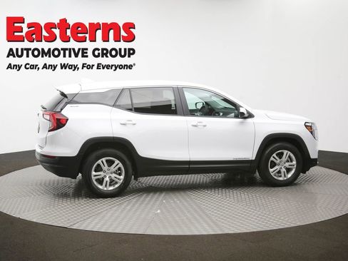 Used 2024 GMC Terrain SLE image 45