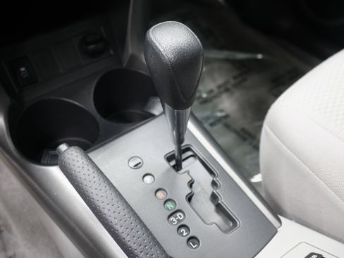 Used 2012 Toyota RAV4 FWD w/ Upgrade Value Pkg image 19