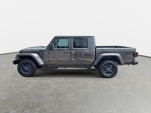 New 2026 Jeep Gladiator Sport AWD/4WD image 8