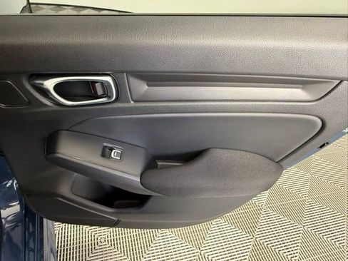 Used 2025 Honda Civic Sport image 39