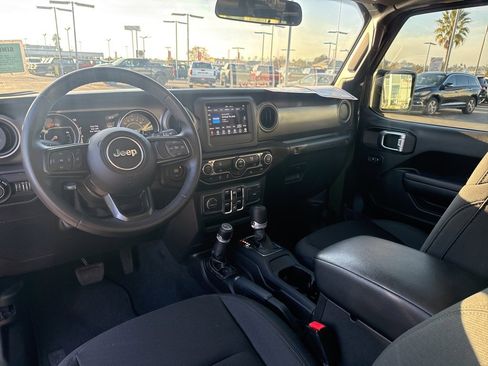 Certified 2021 Jeep Wrangler Unlimited Sport image 16