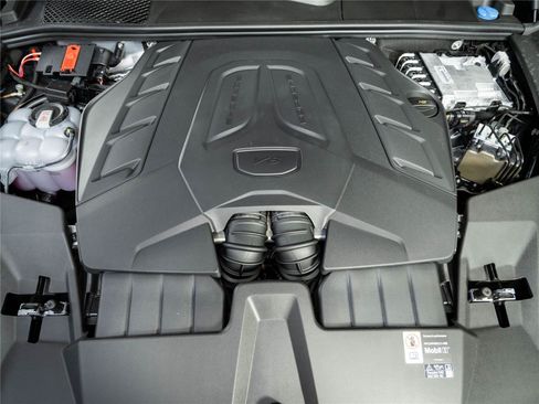 New 2026 Porsche Cayenne S AWD/4WD image 35
