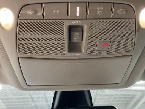 Used 2019 Nissan Maxima Platinum w/ Illumination Package image 13