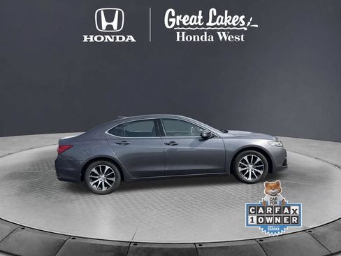 Used 2017 Acura TLX FWD image 6