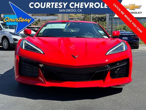 New 2025 Chevrolet Corvette E-Ray image 4