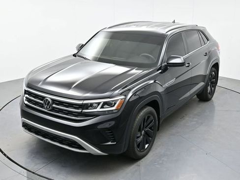 Used 2023 Volkswagen Atlas Cross Sport SE image 34