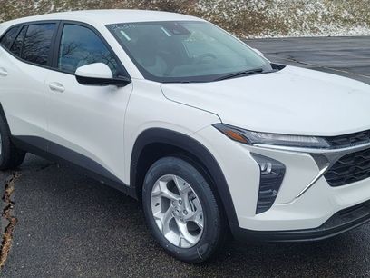 New 2026 Chevrolet Trax LS w/ LS Convenience Package