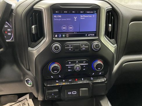 Used 2019 Chevrolet Silverado 1500 LT Trail Boss image 22