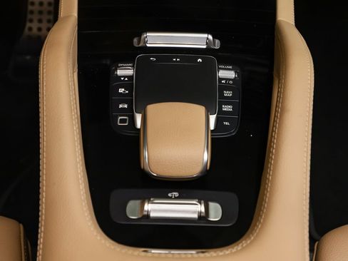 Used 2025 Mercedes-Benz GLS 450 4MATIC image 19