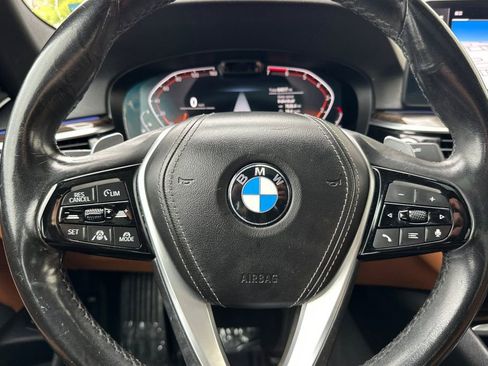 Used 2022 BMW 530i RWD image 25