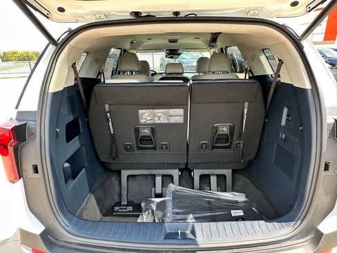 New 2026 Kia Carnival EX image 25