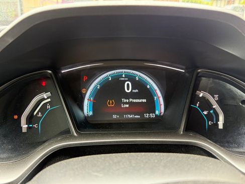 Used 2017 Honda Civic EX image 5