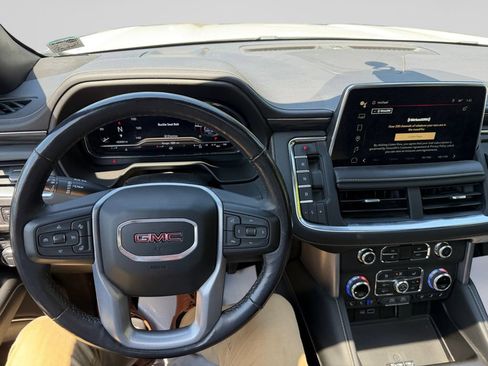 Used 2022 GMC Yukon SLT w/ SLT Luxury Package AWD/4WD image 25