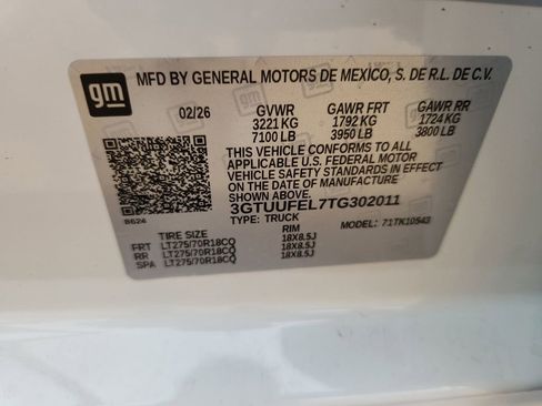 New 2026 GMC Sierra 1500 AT4X w/ LPO, Black Badging Package AWD/4WD image 11