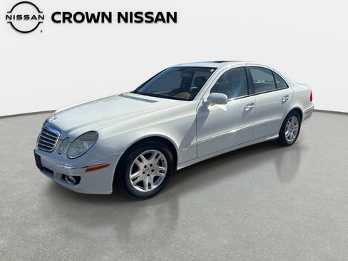 Used 2007 Mercedes-Benz E 320 BlueTEC Sedan image 2