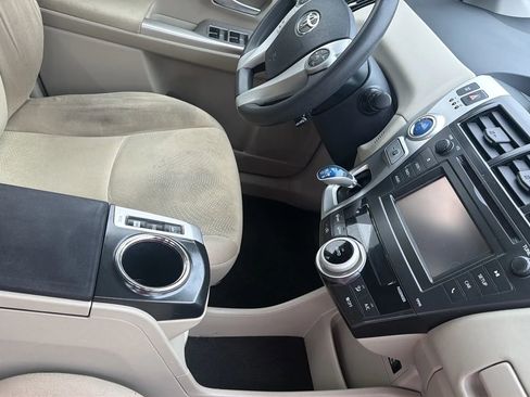 Used 2012 Toyota Prius V Two FWD image 31