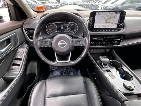 Used 2021 Nissan Rogue SL w/ Premium Package AWD/4WD image 16