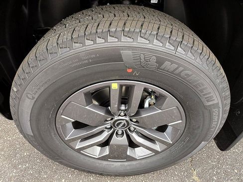 New 2026 Nissan Frontier SV image 12