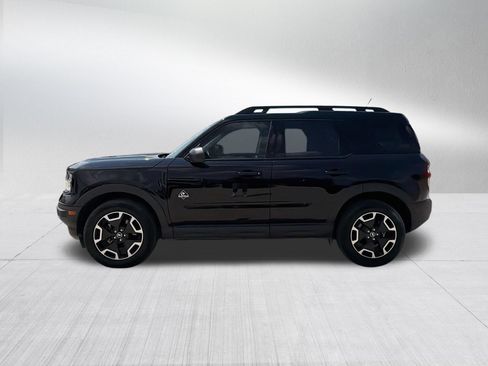 Used 2023 Ford Bronco Sport Outer Banks w/ Tech Package AWD/4WD image 8