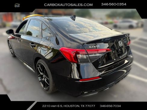 Used 2022 Honda Civic Sport image 3