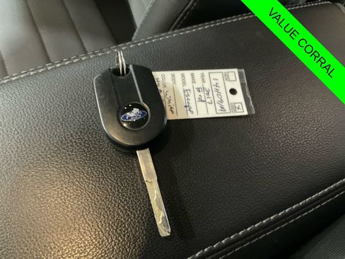 Used 2017 Ford Escape S FWD image 27