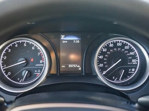 Used 2022 Toyota Camry LE image 23