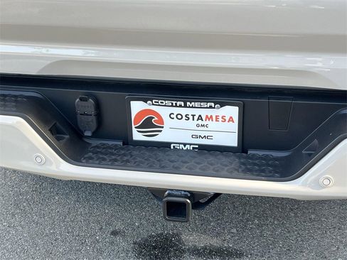 New 2026 GMC Canyon Elevation image 28