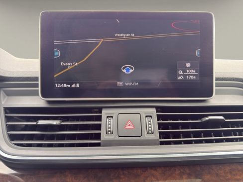 Used 2019 Audi Q5 2.0T Premium Plus image 25