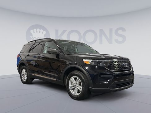 Used 2024 Ford Explorer XLT AWD/4WD image 10