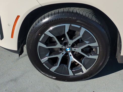 Certified 2026 BMW X3 xDrive30 w/ Premium Package image 25