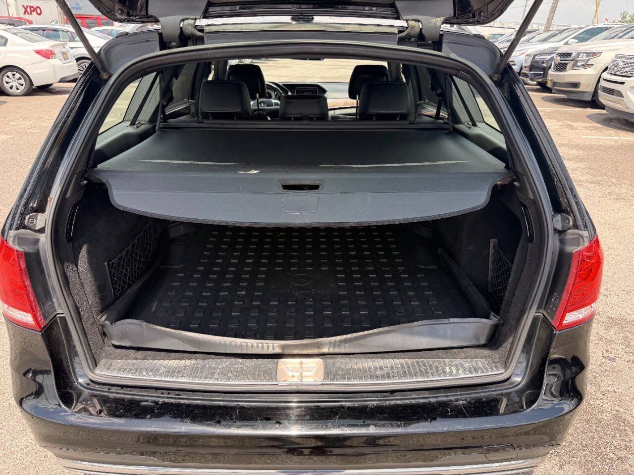Used 2014 Mercedes-Benz E 350 4MATIC Wagon w/ Premium 1 Package image 31