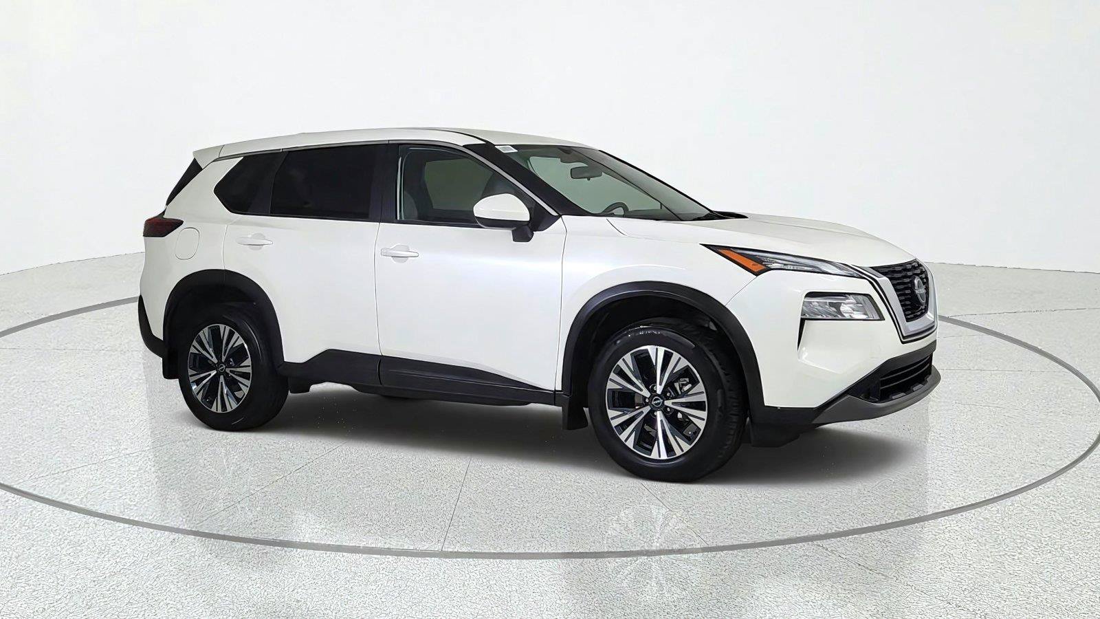 Used 2023 Nissan Rogue SV FWD image 8