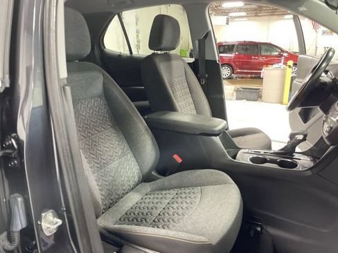 Used 2022 Chevrolet Equinox LT AWD/4WD image 27