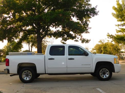 Used 2010 Chevrolet Silverado 1500 LS image 10