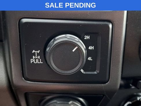 Used 2017 Ford F150 XLT w/ Equipment Group 302A Luxury AWD/4WD image 26