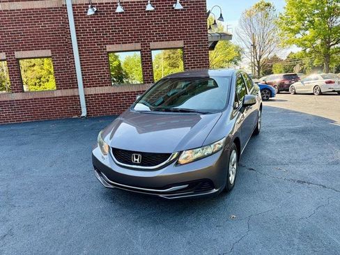 Used 2013 Honda Civic LX image 2