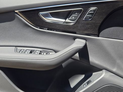 Certified 2026 Audi Q8 Premium Plus image 30