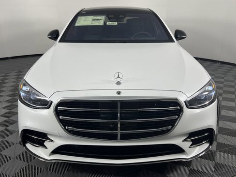 Used 2024 Mercedes-Benz S 580 4MATIC Sedan image 7