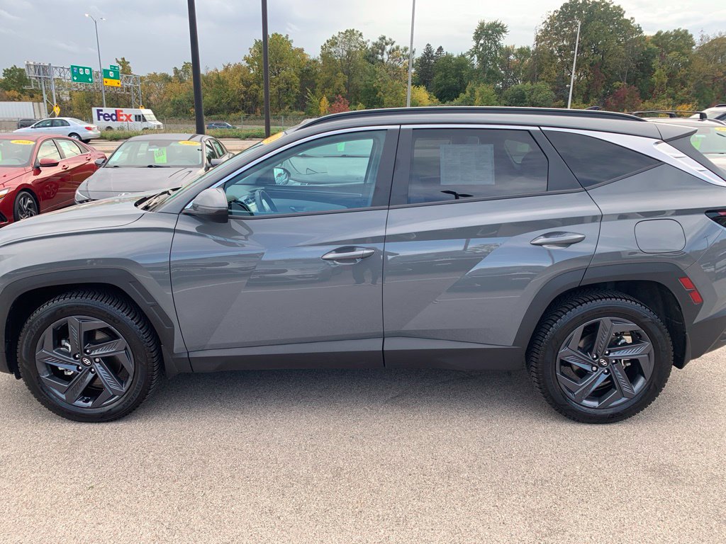 Certified 2024 Hyundai Tucson SEL w/ Convenience Package AWD/4WD image 2