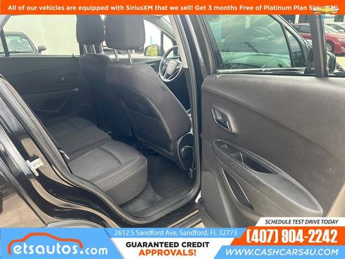Used 2017 Chevrolet Trax LT image 12