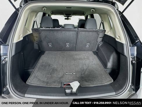 Used 2023 Nissan Rogue SV AWD/4WD image 24