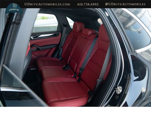 Used 2022 Porsche Cayenne AWD/4WD image 47