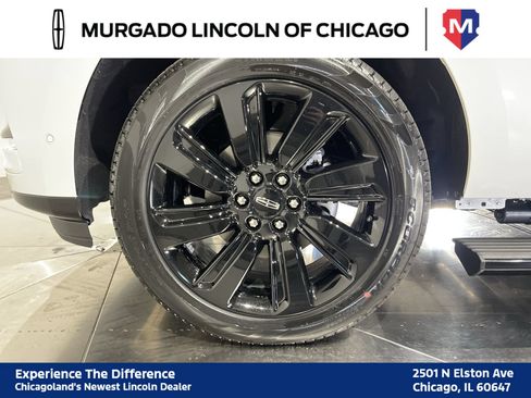 Used 2024 Lincoln Navigator Reserve AWD/4WD image 36
