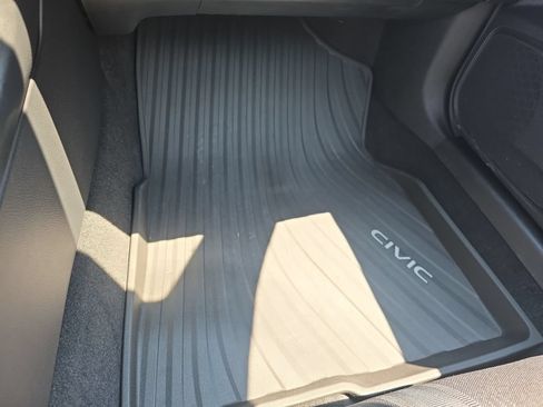 Certified 2025 Honda Civic Sport image 17