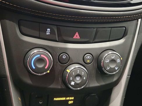 Certified 2020 Chevrolet Trax LS w/ Tint and Cruise Package image 23