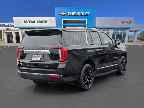 Certified 2023 GMC Yukon SLT w/ SLT Luxury Package image 8