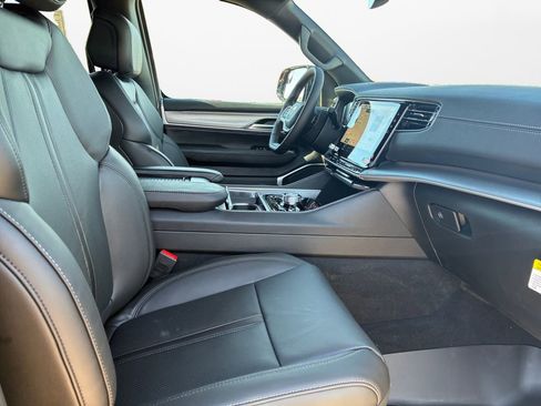 New 2026 Jeep Grand Wagoneer Upland image 24