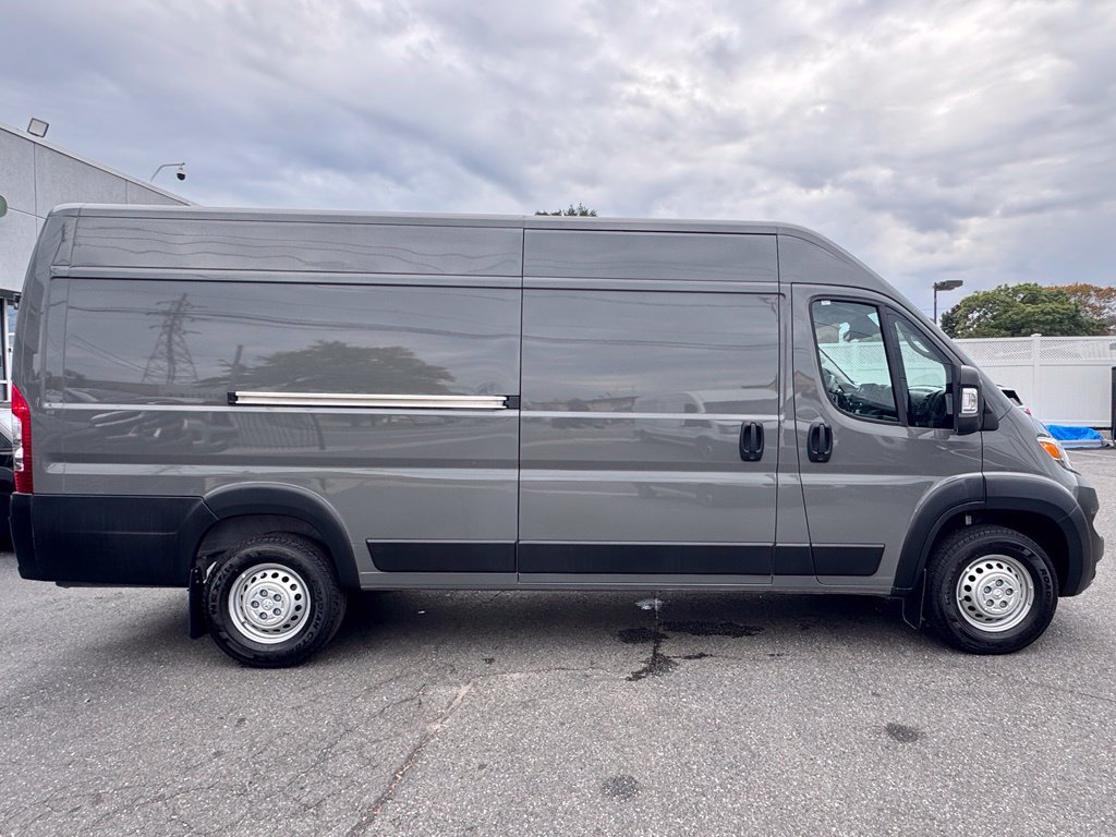 Used 2026 RAM ProMaster 3500 w/ Safety Group FWD image 9